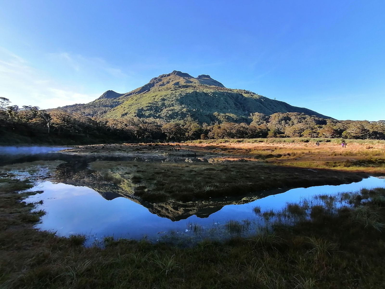 Mount Apo (2,954m)